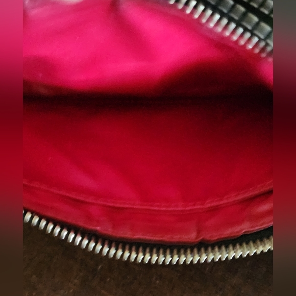 Dooney & Bourke - Picture 5 of 5